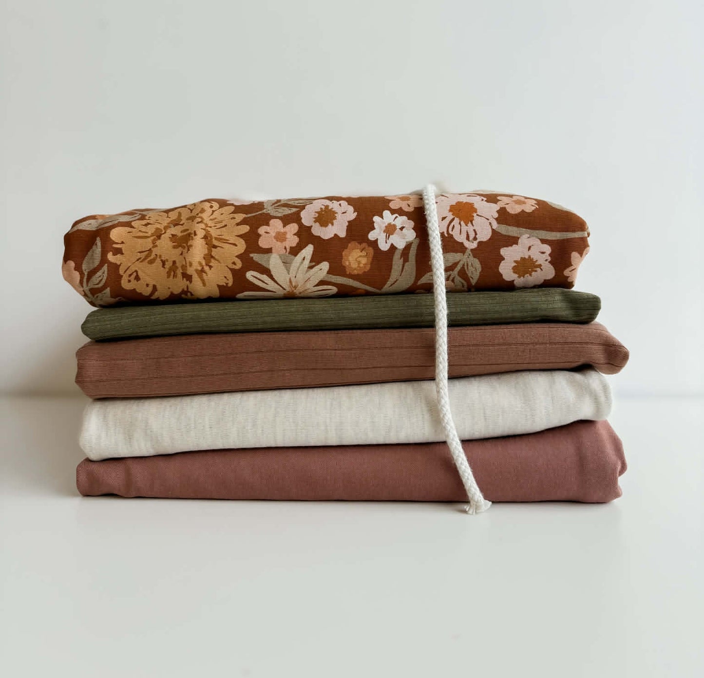 Earthy Floral Capsule Bundle