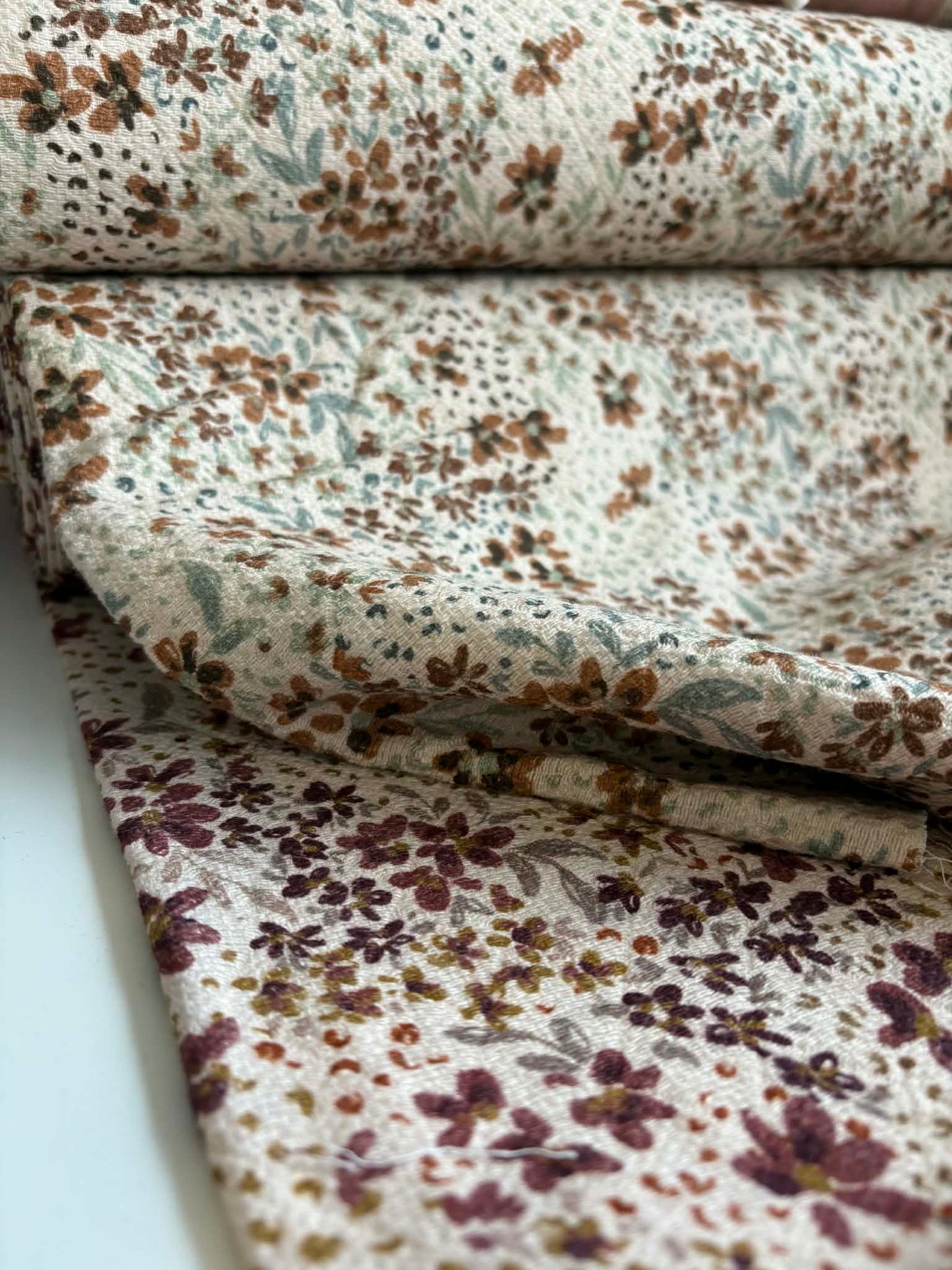 Vintage Floral Cotton Jacquard - Petal