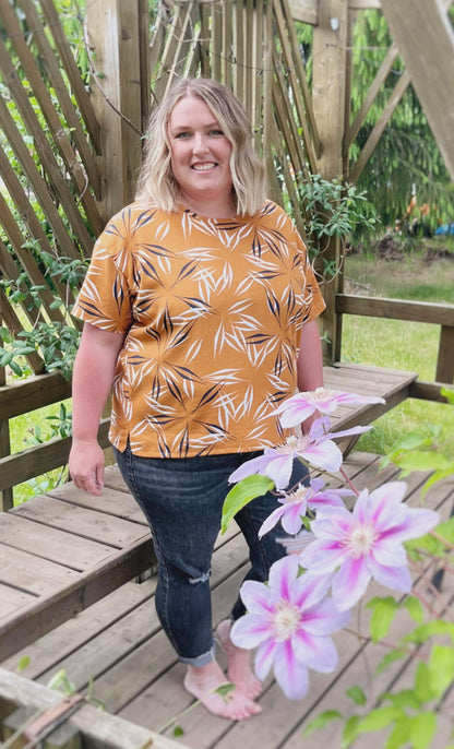 Women's Cove Tee Sewing Pattern