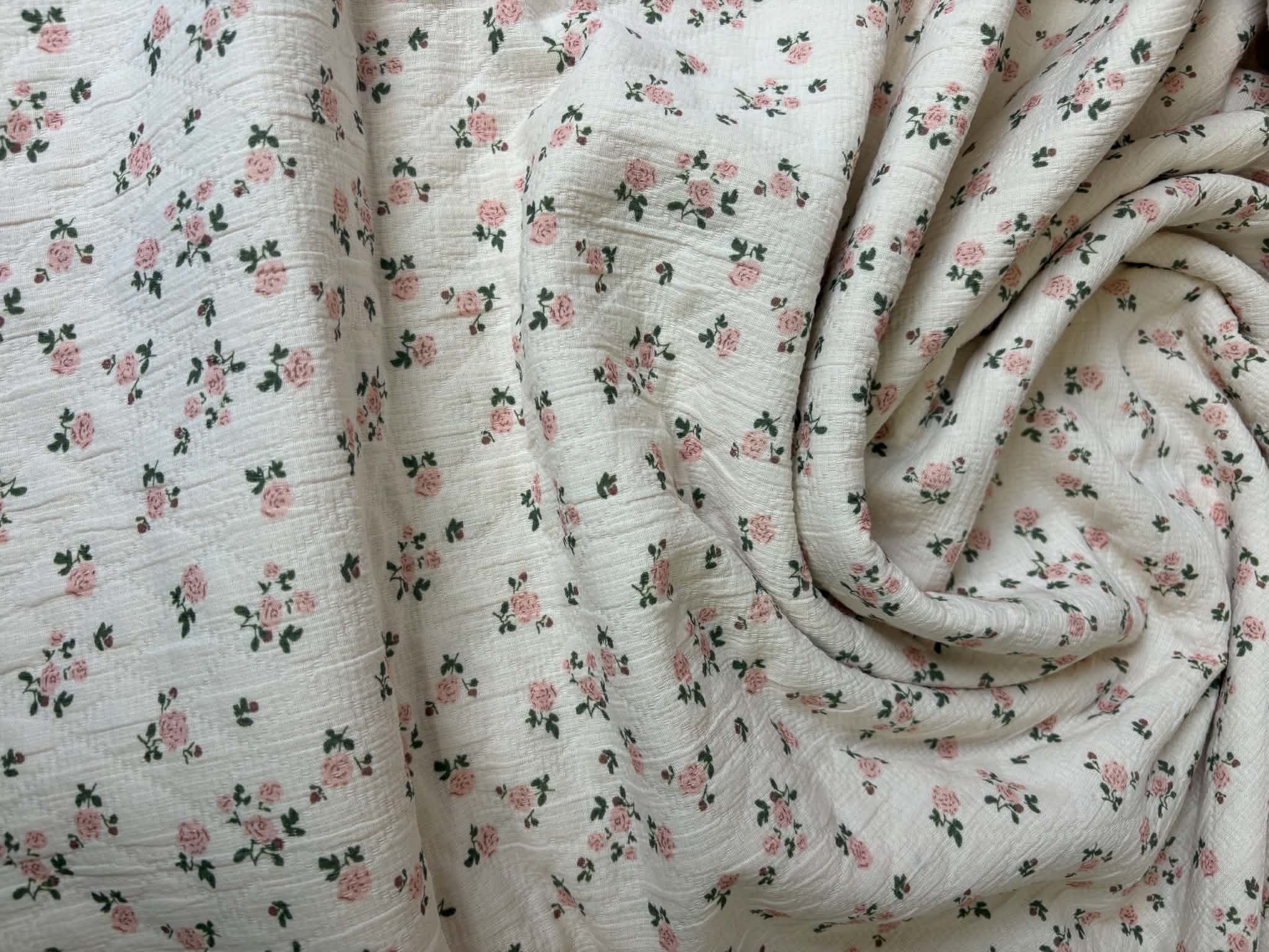 Cottage Floral Jacquard Cotton - Country Rose – Brightside Fabric Co