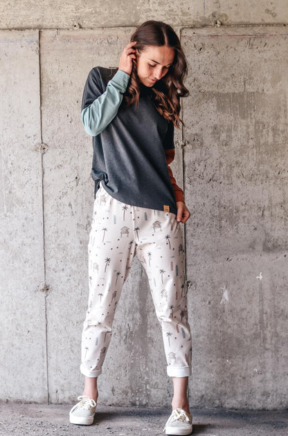 modelling top and pants